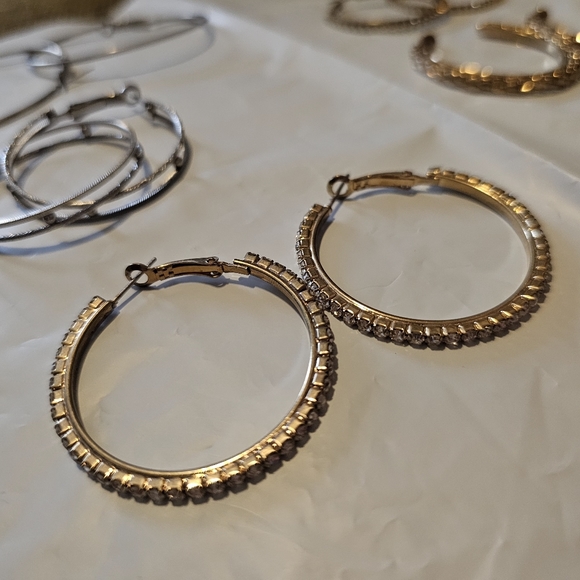 Six Pairs Hoop Earrings NWOT - Picture 3 of 7